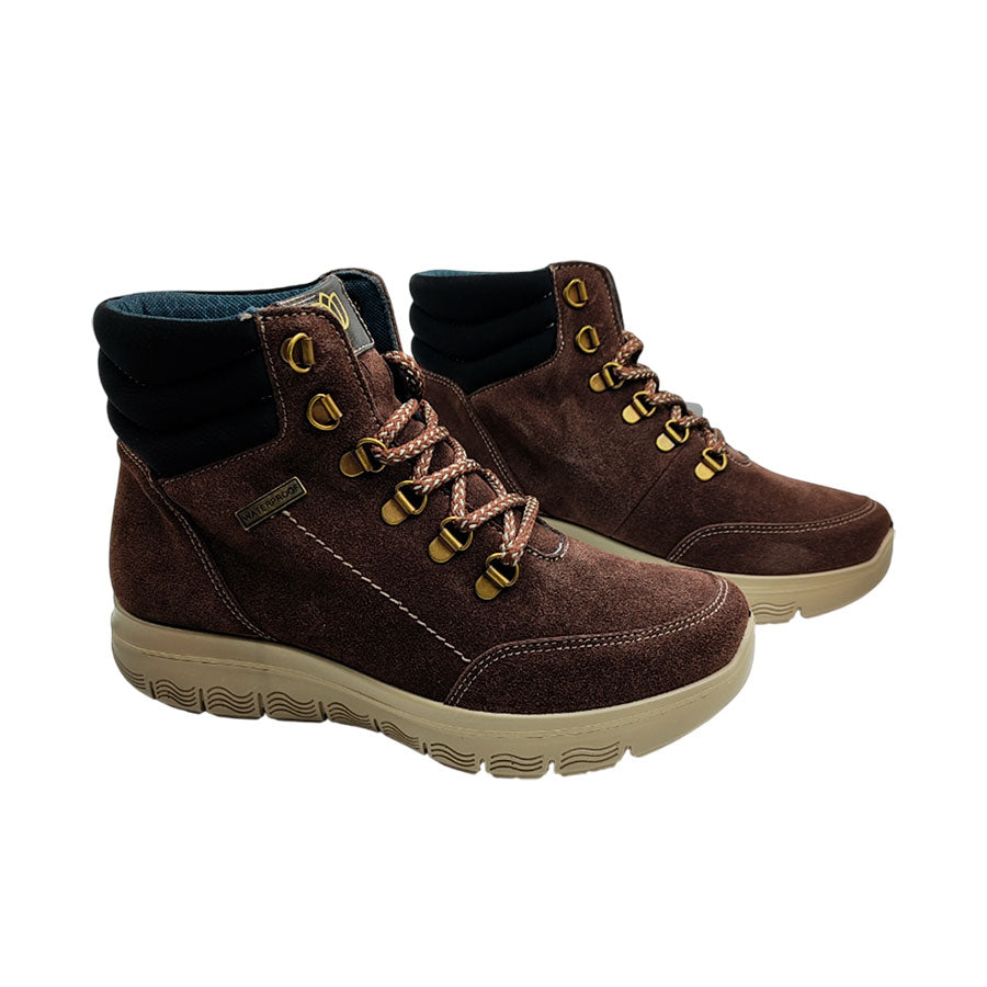 Botín-suede-Laura-Azaña-impermeable