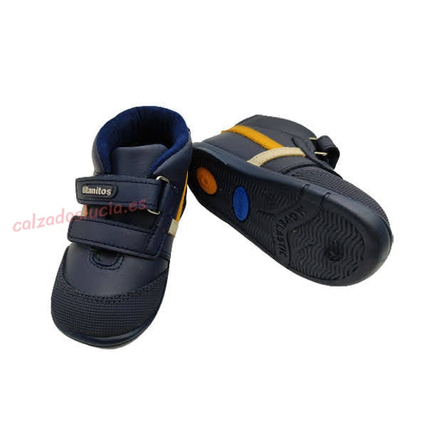 Botín respetuoso de niño Titanitos