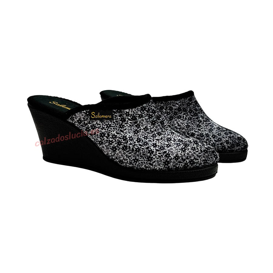 Elegante zueco alto de Salemera