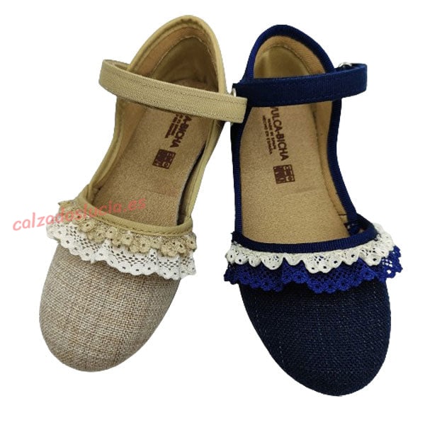 Manoletina de niña en lona