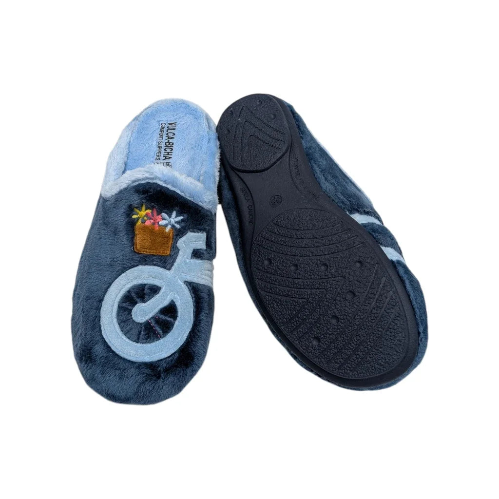 Detalle de la suela de las zapatillas de casa de invierno Vulca Bicha para mujer.