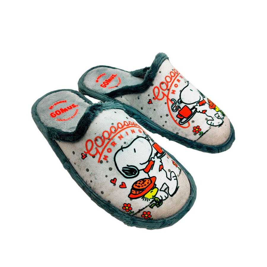 Zapatilla casa perrito blanco Gomus