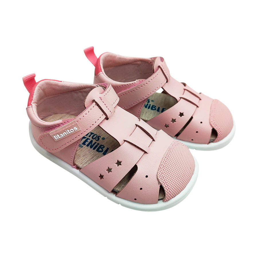 Sandalia rosa Titanitos puntera cerrada