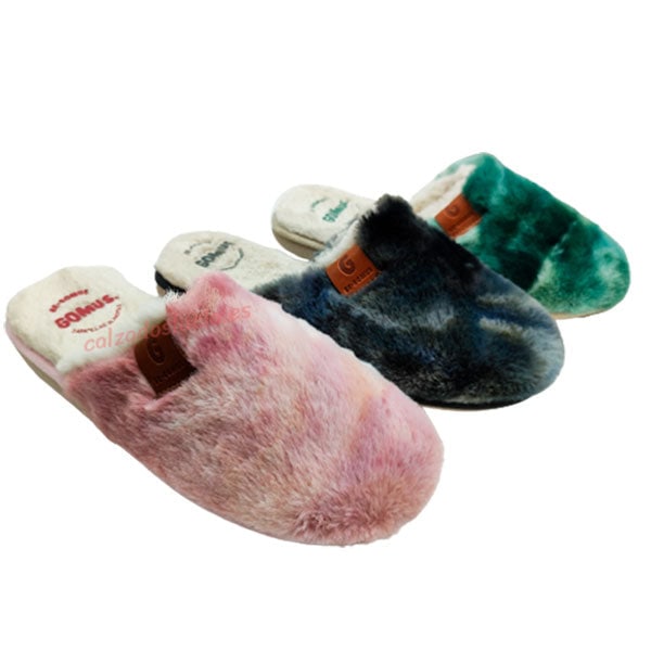 Zapatilla de pelos para andar por casa