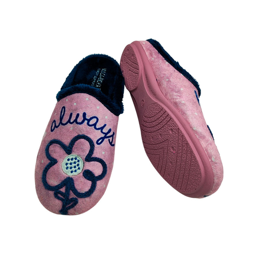 Zapatilla de casa destalonada en color lila para mujer