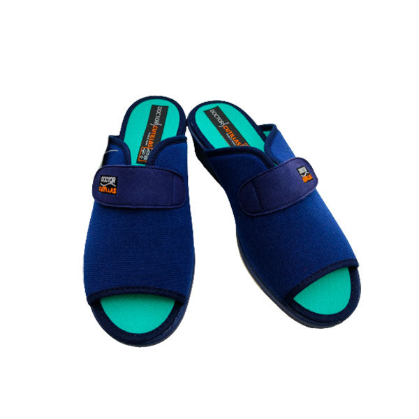 Zapatilla de casa mujer Doctor Cutillas con cuña