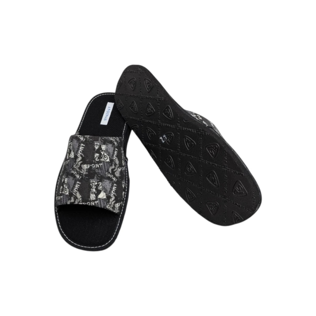 Máximo confort y frescura para el verano con suela antideslizante.