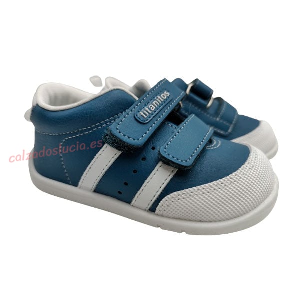 Zapatilla blandita con bandas y puntera deTitanitos