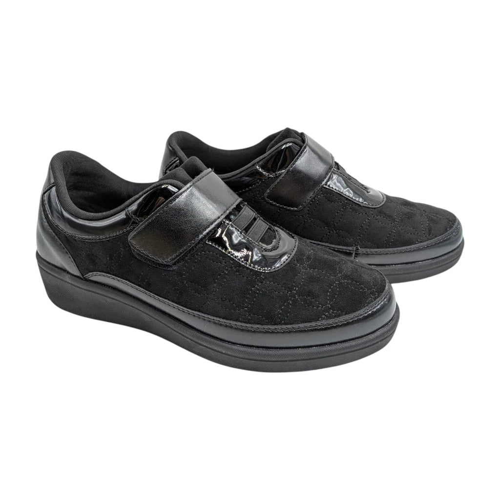Zapato de confort negro para mujer Pikarinas con cierre de velcro y suela ultraligera