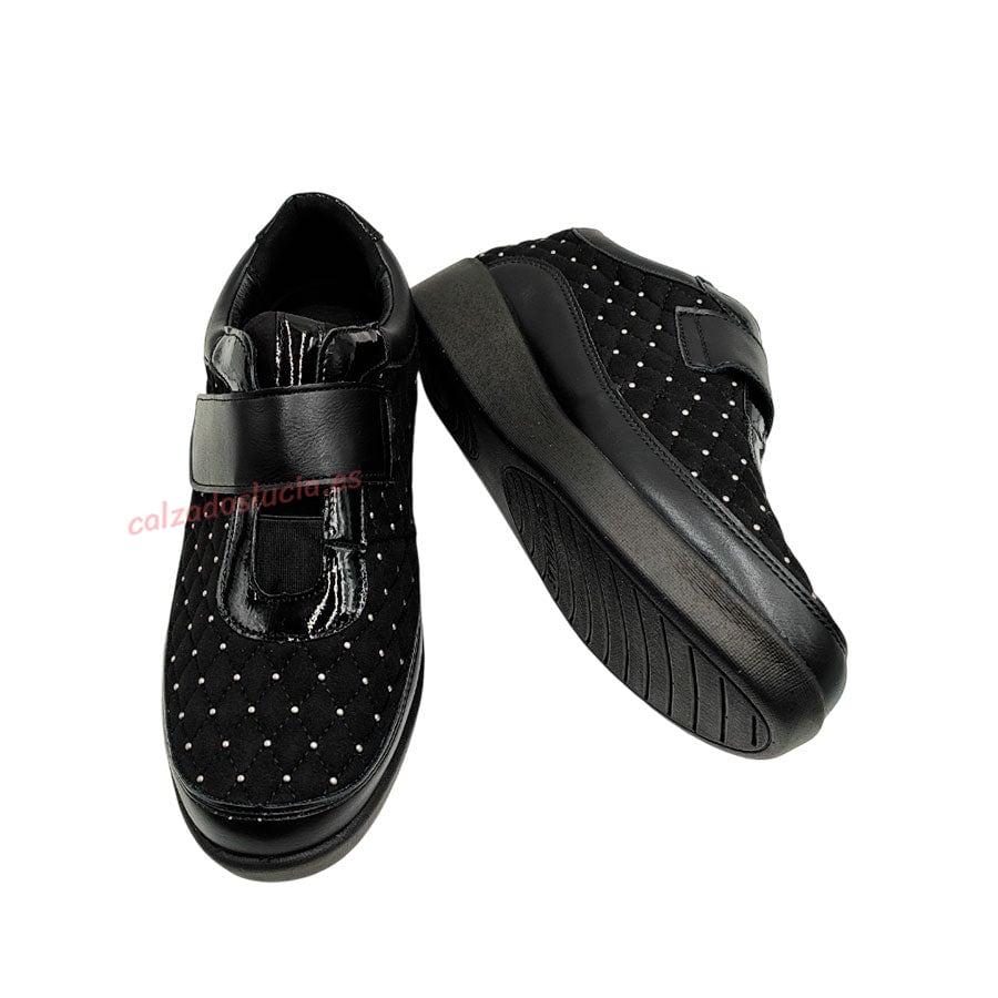Zapato de cuña y velcro en negro Doctor Cutillas