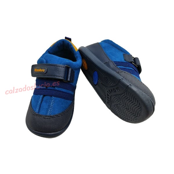 Zapatilla respetuosa Titanitos modelo Ramiro