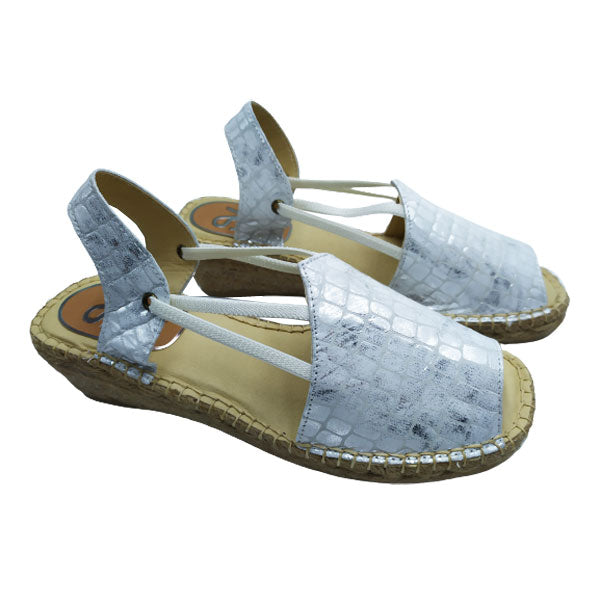 Alpargata de cuña de yute y charol blanco