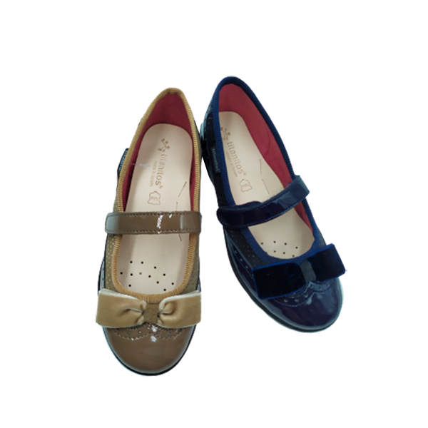 Bailarina de charol con lazo