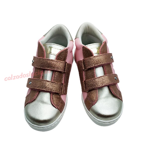 Botín bajo en rosa brillante de Titanitos