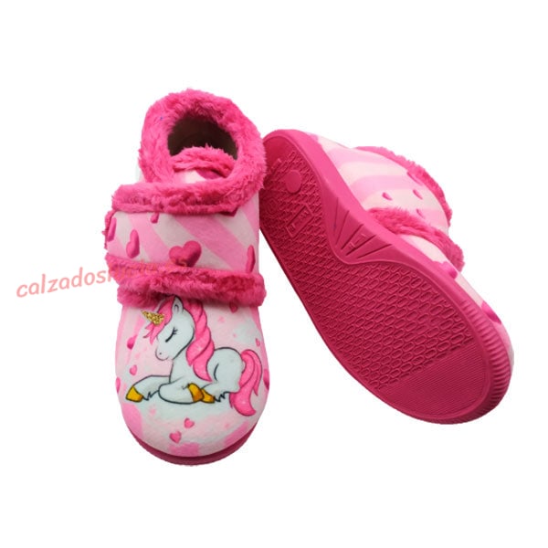 Zapatilla de casa de unicornio rosa