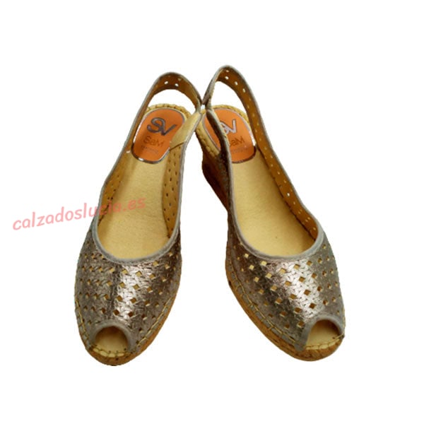 Alpargata de cáñamo en piel trenzada con cuña