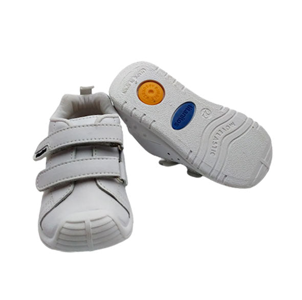 Deportivo blanco de bebé estabilizador de Titanitos