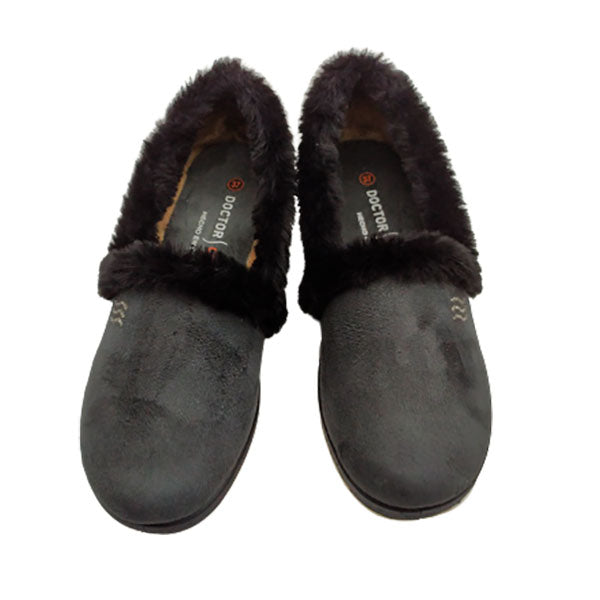 Elegante zapatilla antracita Doctor Cutillas