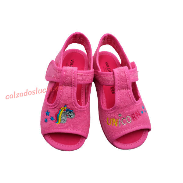 Sandalia unicornio para andar por casa