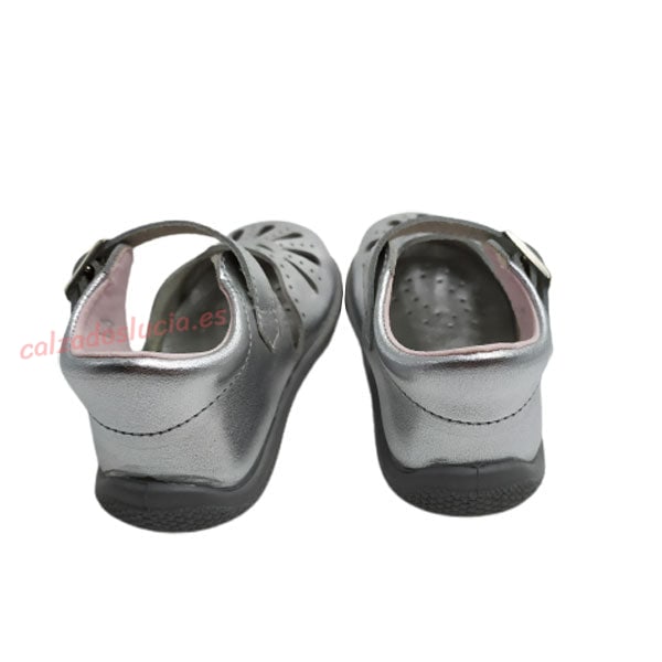 Sandalia talón alto de Titanitos para niña