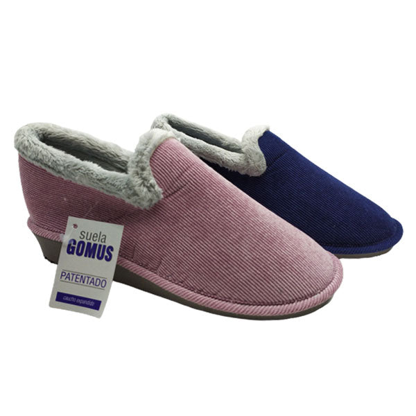 Zapatilla de casa abrigada de panilla