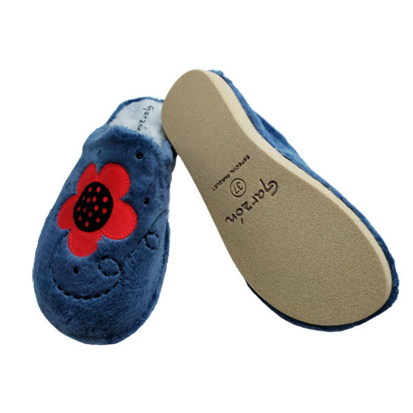 Zapatilla-casa-mujer-suelo-madera-Garzón