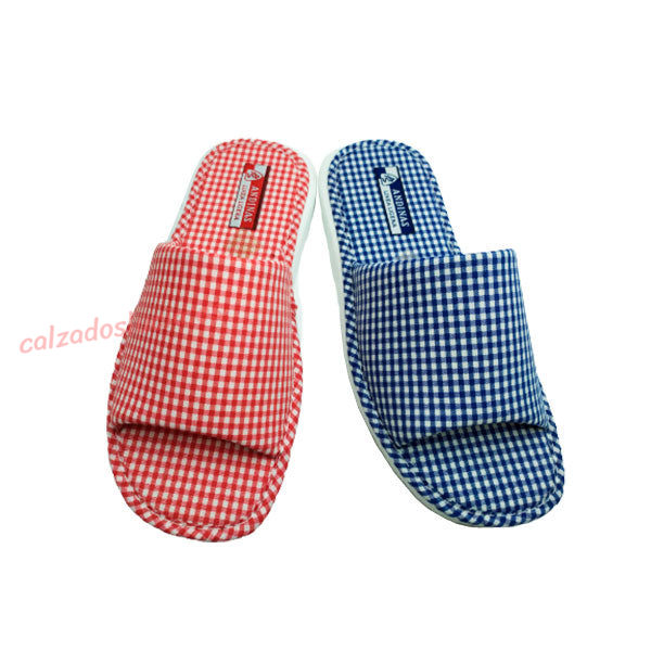 Zapatilla casa verano cuadritos Andinas