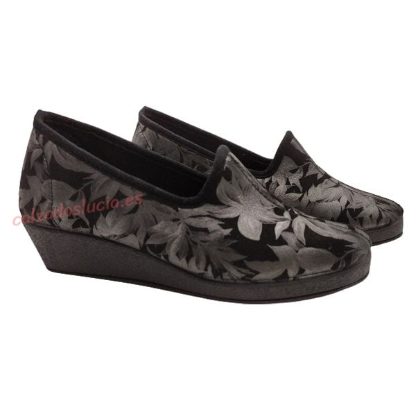 Zapatilla Salemera estampado de hojas