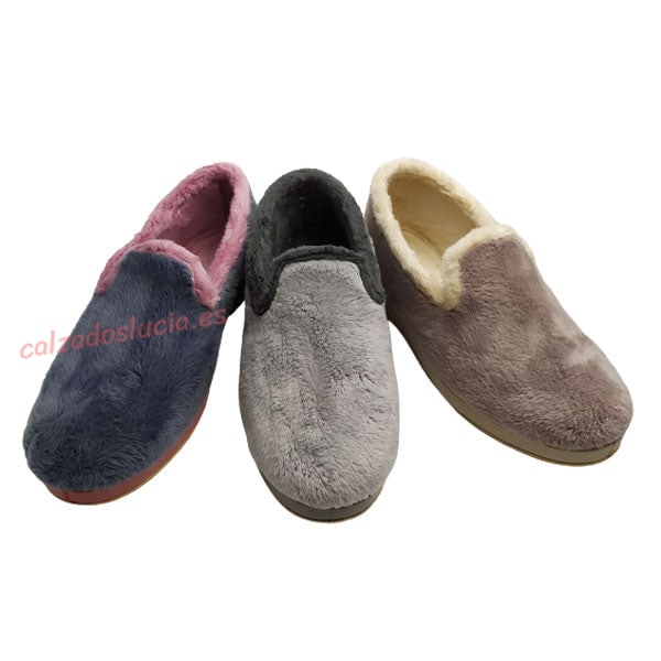 Zapatilla abrigada de andar por casa Muro