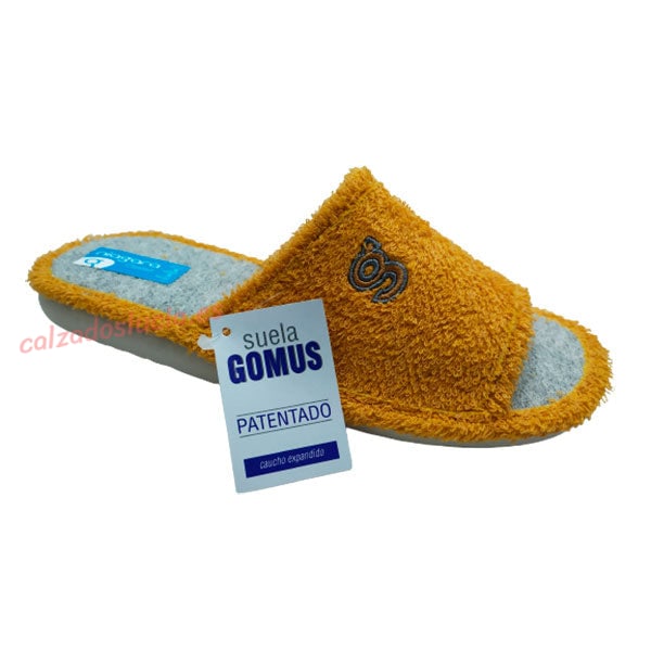 Zapatilla casa puntera abierta Gomus