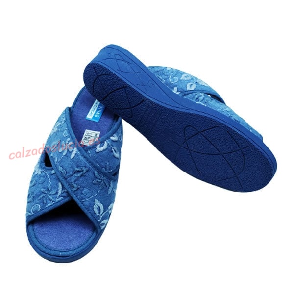 Zapatilla casa cruzada con cuña de Andinas