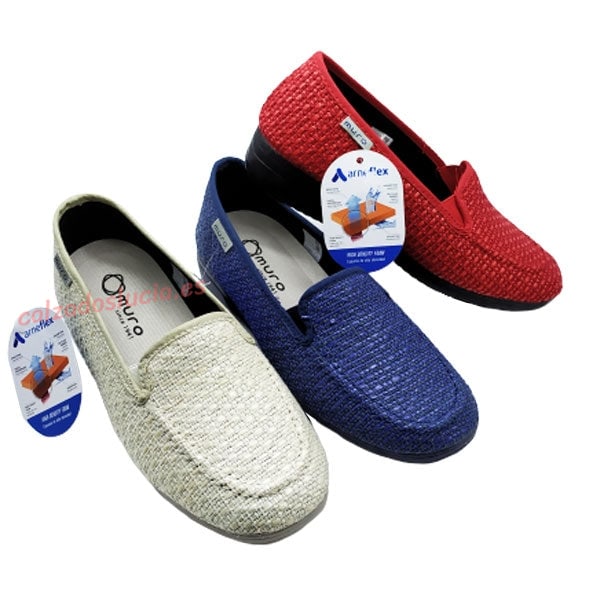 Cómoda manoletina en crudo, azul y rojo