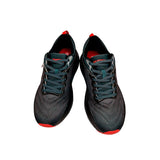 Zapatilla Paredes en gris combinado con suela roja