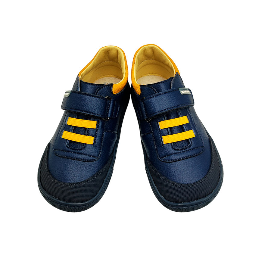 Deportivo con puntera y velcro Titanitos niño