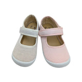 Detalle de la puntera ancha y suela flexible de mercedita infantil Vulpeques.