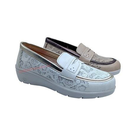 Mocasín calado en beig y en camel de mujer