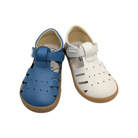 Sandalia respetuosa de niño con con talón y puntera cerrada, Titanitos.