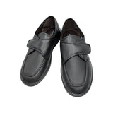 zapato confort de hombre con cierre ajustable de velcro para pies delicados