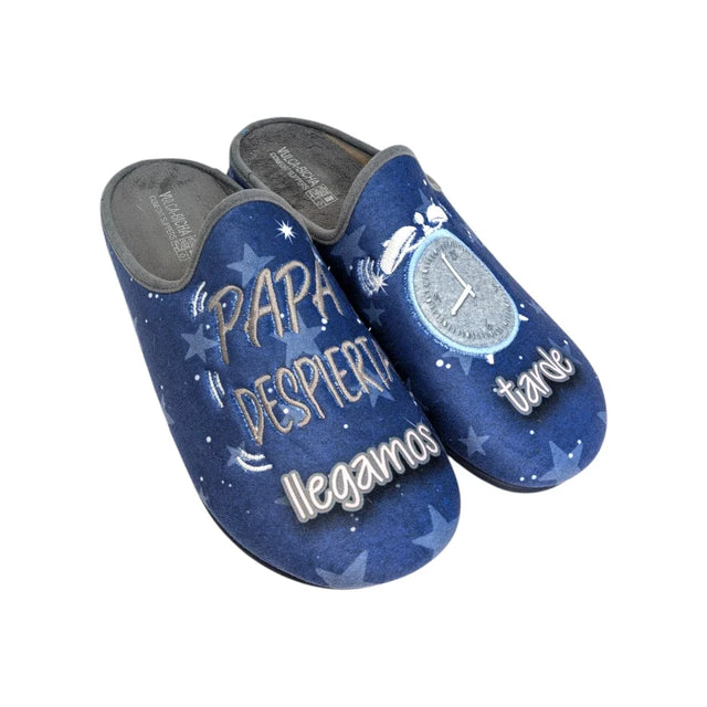 Zapatillas de casa azules para hombre Vulca Bicha con el mensaje bordado Papá despierta llegamos tarde.