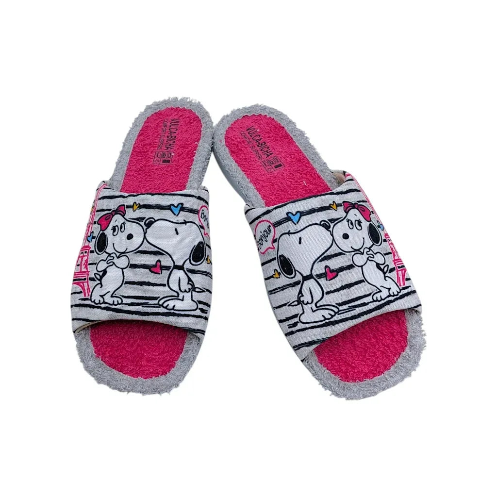 Detalle de la planta de rizo de algodón fucsia de la zapatilla Vulca-Bicha para absorber el sudor