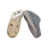 Vista lateral y suela con cuña confortable de las zapatillas de casa Salvi Confort.