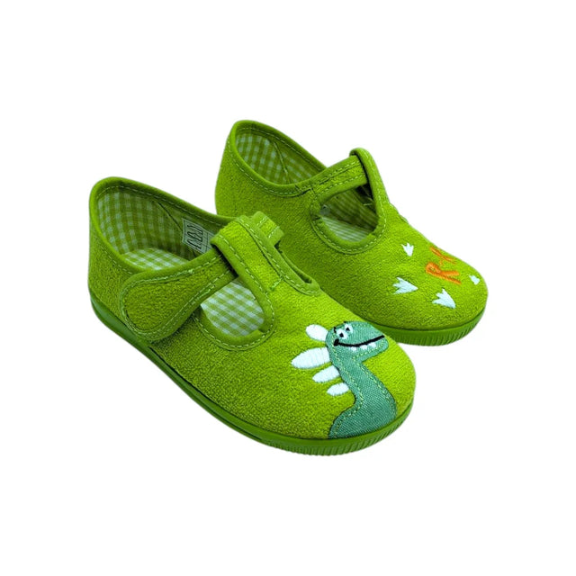 Perfil de zapatilla de casa para niño en rizo color pistacho y forro interior de cuadros vichy.