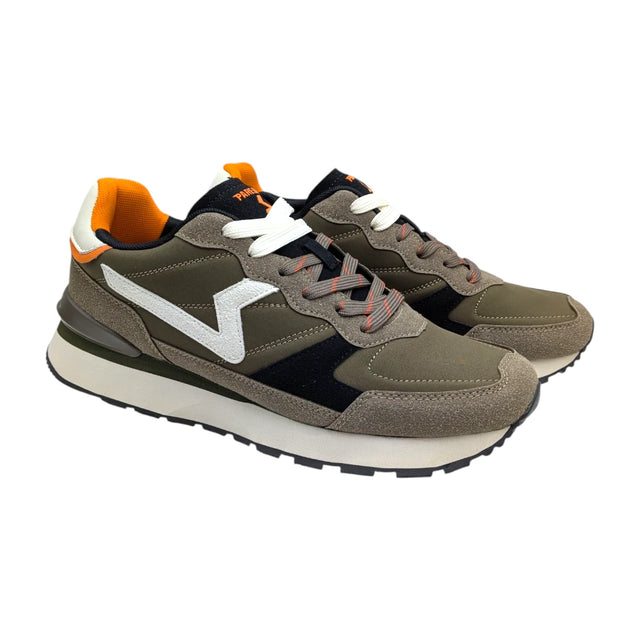 Zapatillas casuales de hombre Paredes Matute en color verde caqui y detalles naranjas.