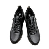 Par de zapatillas Remonte D2401-06 negras con cordones y detalles brillantes