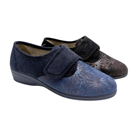 Zapatillas Doctor Cutillas de licra ajustable con cuña baja en color negro y marino.