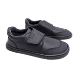 Zapato colegial respetuoso Titanitos Tritón azul marino con cierre de velcro y puntera reforzada