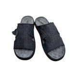 Zueco de piel negra para hombre marca Luisetti