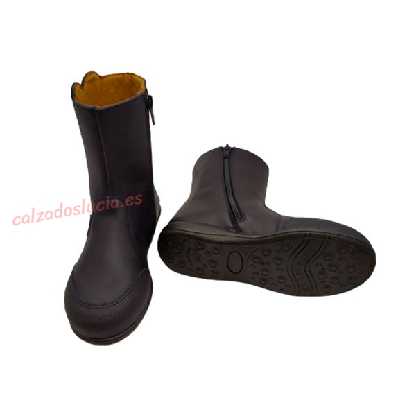 Bota con puntera reforzada Titanitos