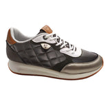Zapatilla Yumas color plomo modelo Chiara