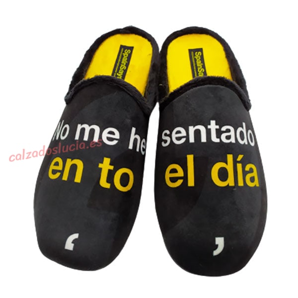 Zapatilla de casa No me he sentado en to el día